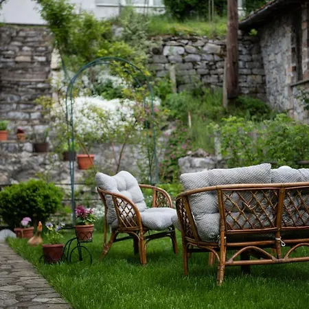 Rossy Guest house *